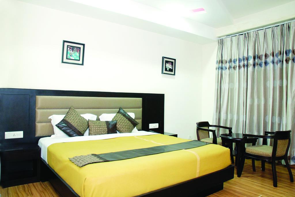 Hotel Orbit 34 Chandīgarh Εξωτερικό φωτογραφία